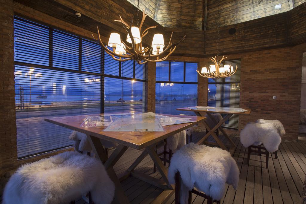 Hotel Costaustralis Puerto Natales Exterior photo